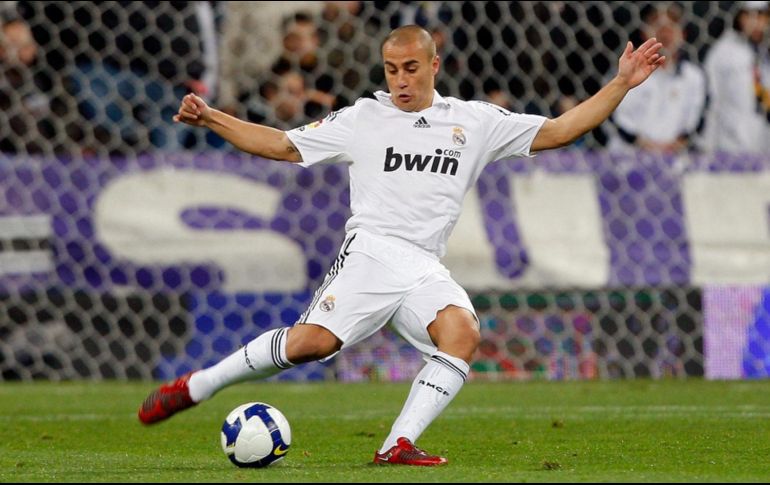 Cannavaro jugó con el conjunto ''merengue'' de 2006 a 2009, lapso en el que levantó dos títulos de la Liga de España y una Supercopa española, por lo que fue un ciclo muy fructífero para su carrera. ESPECIAL / realmadrid.com
