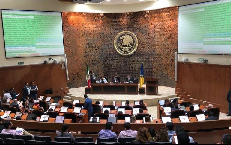 Se avala también el gasto de 908 mil pesos en diversas licencias de software divididas en tres partidas. EL INFORMADOR / ARCHIVO