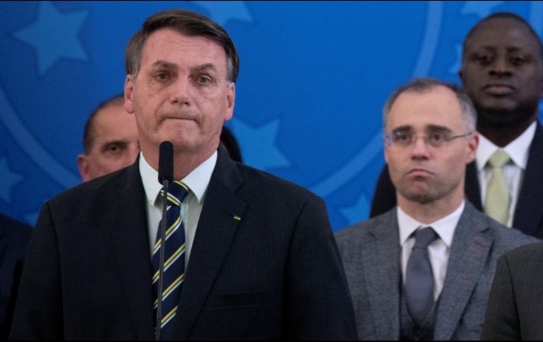 Bolsonaro minimiza el peligro de la crisis sanitaria desde que apareció el primer caso confirmado de coronavirus en el país, el pasado 26 de febrero. EFE / ARCHIVO