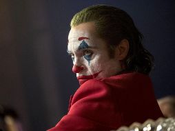 ”Joker” se estrenó en octubre pasado, fue una de las más taquilleras de 2019 y su protagonista Joaquin Phoenix ganó el Oscar a Mejor Actor. ESPECIAL / Warner Bros.