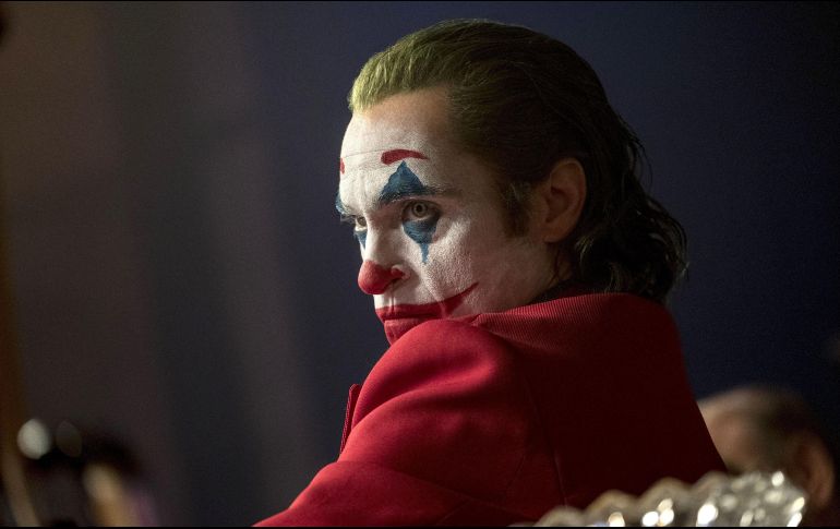 ”Joker” se estrenó en octubre pasado, fue una de las más taquilleras de 2019 y su protagonista Joaquin Phoenix ganó el Oscar a Mejor Actor. ESPECIAL / Warner Bros.