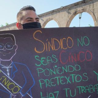 Policías de Juanacatlán se manifiestan por falta de homologación salarial