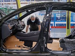 La baja demanda de parte de sus clientes impactó a Nemak, Vitro, Bridgestone y Michelin, que sufren por la baja producción de las armadoras. EFE/R. Wittek