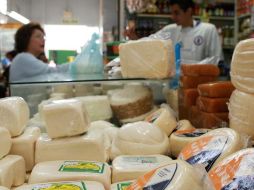 La leche ultra pasteurizada, quesos y mantequilla se mantienen como los productos lácteos más consumidos, mientras que el consumo de yogurt bajó. EL INFORMADOR/ARCHIVO