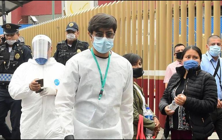 Los profesionales de la salud llamaron al gremio a manifestarse el próximo primero de septiembre en Palacio Nacional. EFE/J. Núñez