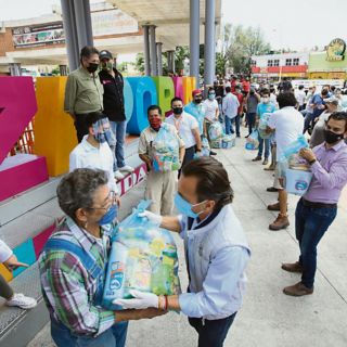 Tras presencia del crimen, Zapopan responde con despensas en La Consti