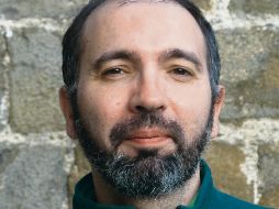 El autor Óscar Montoya tenía preparada una gira de presentación en México, la cual tuvo que detener ante la emergencia sanitaria. ESPECIAL