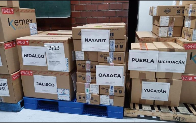 De ese total, 161 mil dos piezas son equipos de diagnóstico y laboratorio; 12 millones 121 mil 753 son de protección para personal de salud; 182 mil 901 insumos para higiene de manos y desinfección, y un millón 161 mil 68 son medicamentos. FACEBOOK / INSABI_mx