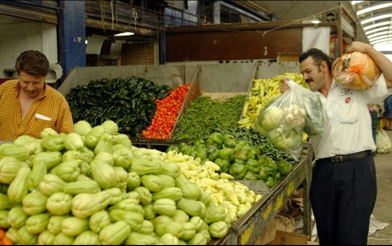 Claudia Sheinbaum informó que mantendrá videoreuniones con los alcaldes en donde están los mercados afectados. EL INFORMADOR/ARCHIVO