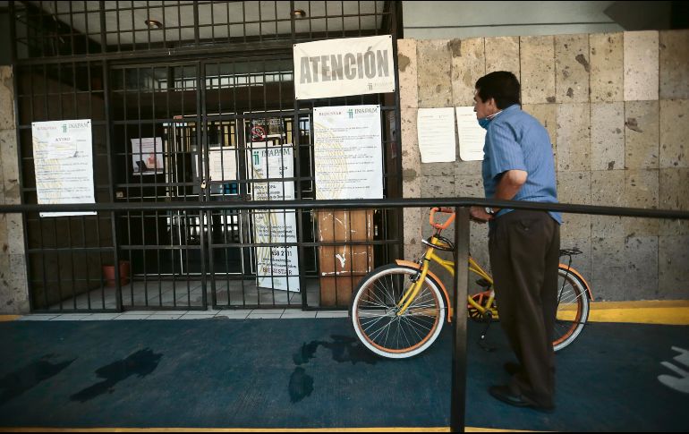 ATENCIÓN. Para las personas que no han recibido el apoyo federal, sus dudas serán resueltas únicamente vía telefónica.  EL INFORMADOR • F. Atilano