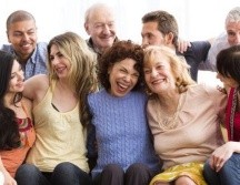 Extender la burbuja social permite incorporar más personas al núcleo familiar que deben mantener esta relación de forma exclusiva. GETTY IMAGES