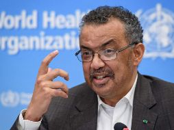 El titular de la OMS, Tedros Adhanom, aprovechó el festejo para expresar su respaldo a los trabajadores de la salud que en todo el mundo luchan para contener la propagación del COVID-19. AFP / ARCHIVO