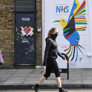 Boris Johnson prepara un plan de desconfinamiento progresivo