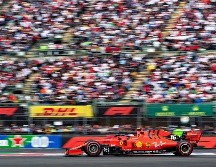 Ferrari y Red Bull se opusieron a una reducción de ese techo de gastos anual, mientras que McLaren lucha en favor de una bajada más amplia, hasta los 100 MDD. IMAGO7