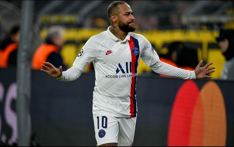 El club catalán también buscaría llegar a un acuerdo con el PSG en las próximas semanas y, además de ofrecer dinero, estarían dispuestos a traspasar a algunos jugadores. AFP / ARCHIVO