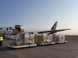 Detallaron que 189 de los ventiladores serán distribuidos en diversos hospitales del Insabi alrededor del país y 22 serán operados por la Marina.TWITTER / @m_ebrard