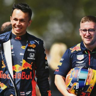 En la F1, van con todo contra el COVID-19