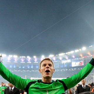 Neuer llama a jugadores de la Bundesliga a acatar normas de prevención