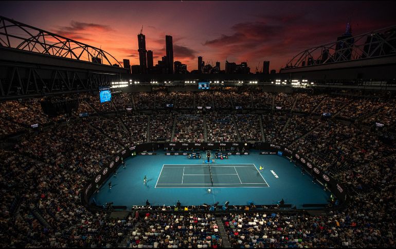 El Grand Slam australiano es el único que ha podido llevarse a cabo durante el 2020, ya que Roland Garros fue reprogramado y Wimbledon quedó cancelado por la pandemia de coronavirus. EFE / ARCHIVO