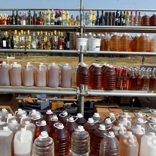 Llega a 26 el número de muertes por consumo de metanol