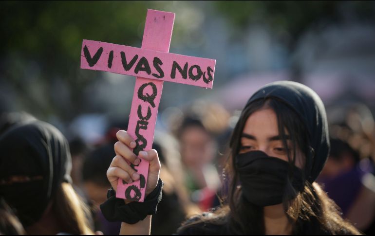 López Obrador fue criticado luego de que ayer rechazara que existe un repunte en la violencia contra las mujeres debido al confinamiento. EL INFORMADOR / ARCHIVO