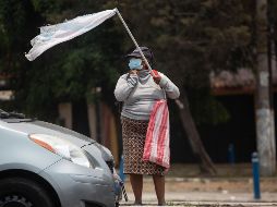 El gobierno de Guatemala ha informado que por lo menos 100 migrantes deportados desde EU han dado positivo al COVID-19. AP / ARCHIVO