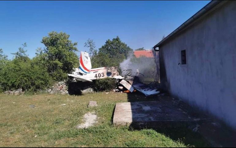 El avión cayó cerca de la localidad de Biljane Donje. AP/Diadora TV
