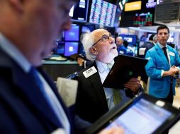 Al término de las operaciones en la Bolsa de Nueva York, el Dow Jones sumó 211.25 puntos, situándose en 23 mil 875.89 enteros. EFE/J. Lane