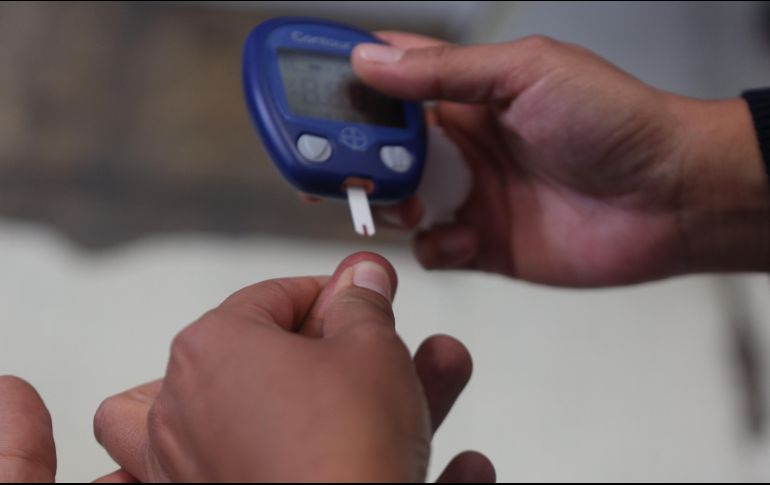 Una de las recomendaciones es que las personas que presentan diabetes lleven y conozcan sus cifras. EL INFORMADOR / ARCHIVO