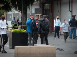 Los reparadores y vendedores permanecen a lo largo de la Calle 16 de septiembre. EL INFORMADOR / F. Atilano