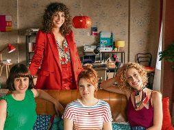 “Valeria”. La protagonista, interpretada por Diana Gómez (al centro), es acompañada por sus amigas durante un viaje único. CORTESÍA