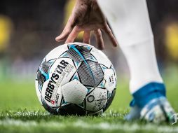 El futbol alemán reanudará el próximo 16 de mayo su temporada 2019-2020; sin embargo, lo hará bajo estrictas reglas sanitarias para prevenir el contagio de coronavirus entre jugadores, staff, prensa y otros grupos. TWITTER / @DFL_Official