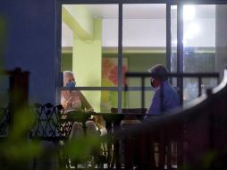 En el asilo Luis Elizondo del municipio de Guadalupe, en total dieron positivo a coronavirus 57 residentes y 19 empleados. EFE/M. Sierra