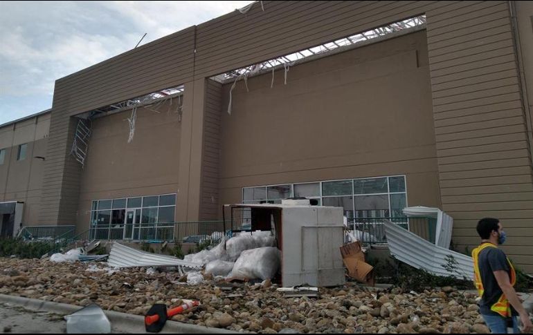 Vista de los daños causados por el tornado que azotó el municipio de Apodaca. EFE/Protección Civil de Nuevo León