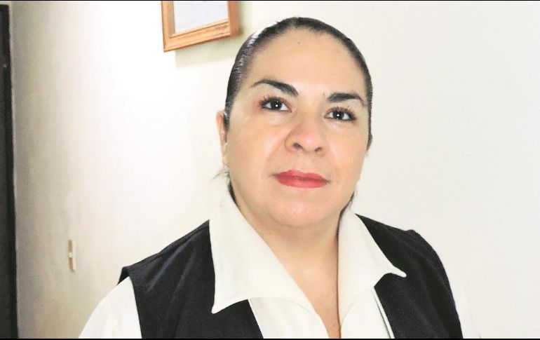 Esther González Hernández, una vida de servicio en el sector salud. ESPECIAL