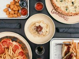 Gambinos es otra opción que seguro te dejará maravillado con su amplio menú que comprende deliciosas pizzas, pastas, pollo y muchas sorpresas más. ESPECIAL