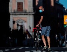 La primera fase permite reuniones sociales de hasta 10 personas e incluye la reapertura, con aforo limitado, de negocios, museos y terrazas de bares y restaurantes. AFP / P. Philippe Marcou