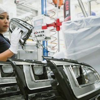 Caerá 28% sector autopartes y 35% la venta de vehículos