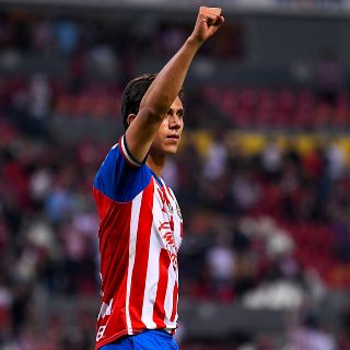 Ricardo Peláez apoyaría sueño europeo de JJ Macías