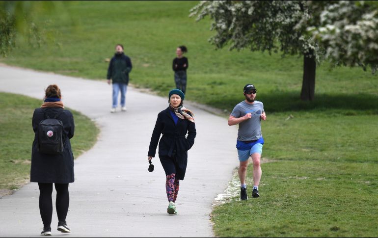 Además, se podrán volver a utilizar las canchas de tenis y baloncesto al aire y se podrá nadar en lagos y en el mar. EFE / N. Hall