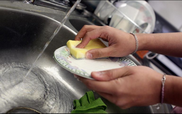 A partir de las 13:00 horas, las trabajadoras del hogar afiliadas al Instituto Mexicano del Seguro Social podrían acceder a los Créditos Solidarios a la Palabra. EL INFORMADOR / ARCHIVO