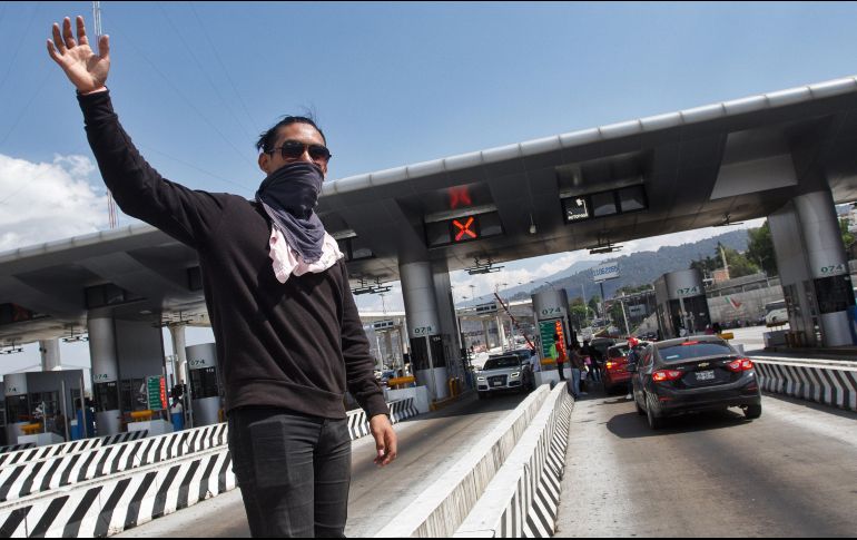 Los tramos que están tomados son Tepic-San Blas y varias casetas a lo largo de la caseta Tepic-Villa Unión. EFE/ ARCHIVO