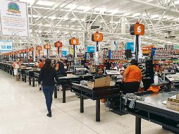 Supermercados de Guadalajara registraron menor asistencia por la contingencia sanitaria. EL INFORMADOR/G. Gallo