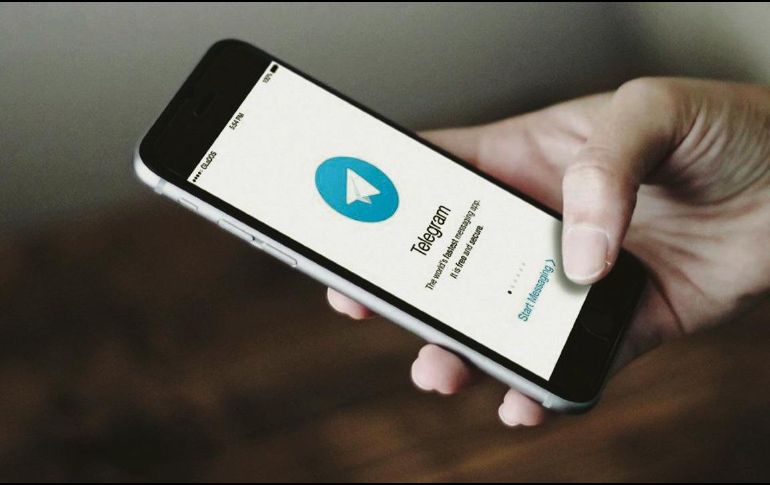 COMPETENCIA. Telegram es una de las aplicaciones que más le compiten a WhatsApp. ESPECIAL