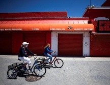 En ciertas áreas del sur de California, el uso de una mascarilla fue declarado obligatorio varias semanas atrás, aunque sus habitantes no lo han cumplido rigurosamente. EFE/E. Laurent