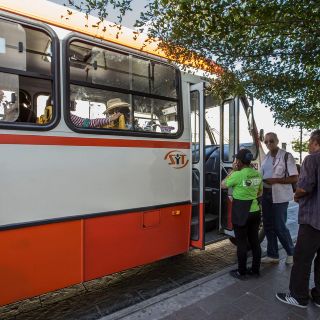 Tras acumular deuda millonaria, piden extinguir el OPD Servicios y transportes