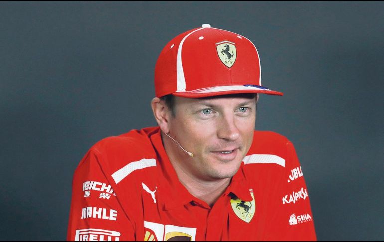 Kimi Raikkonen. Para algunos es ídolo, para otros villano, pues debido a sus actitudes se ha posicionado como un piloto controversial. Sin embargo, Kimi Raikkonen puede presumir que ha sido el último hombre que llevó a la escudería Ferrari a conseguir el título (2007), esto hace 13 años.
