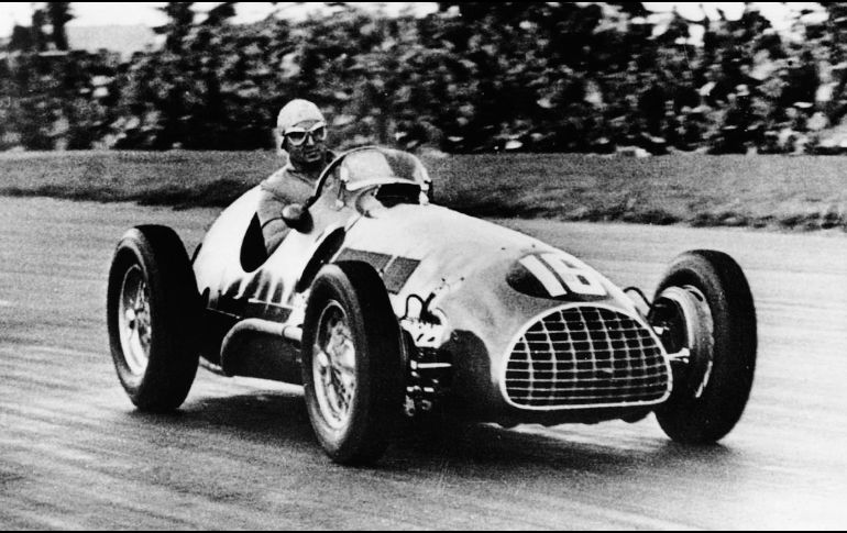 Alberto Ascari. Aunque los más puristas discutan su calidad de bicampeón del mundo, Alberto Ascari puede jactarse de ser el último piloto italiano que se consolidó como el mandamás en el mejor automovilismo del planeta. No podía haberlo hecho con nadie más que con Ferrari en 1952 y 1953.