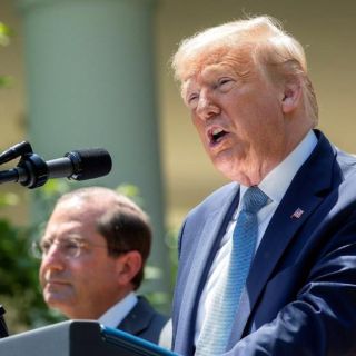 Vacuna contra COVID-19 estará disponible a fin de año: Trump