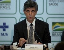 El hasta hoy ministro de Salud de Brasil, Nelson Teich, convoca a la prensa para hacer oficial su salida del Gobierno brasileño este viernes. EFE/J. Alves